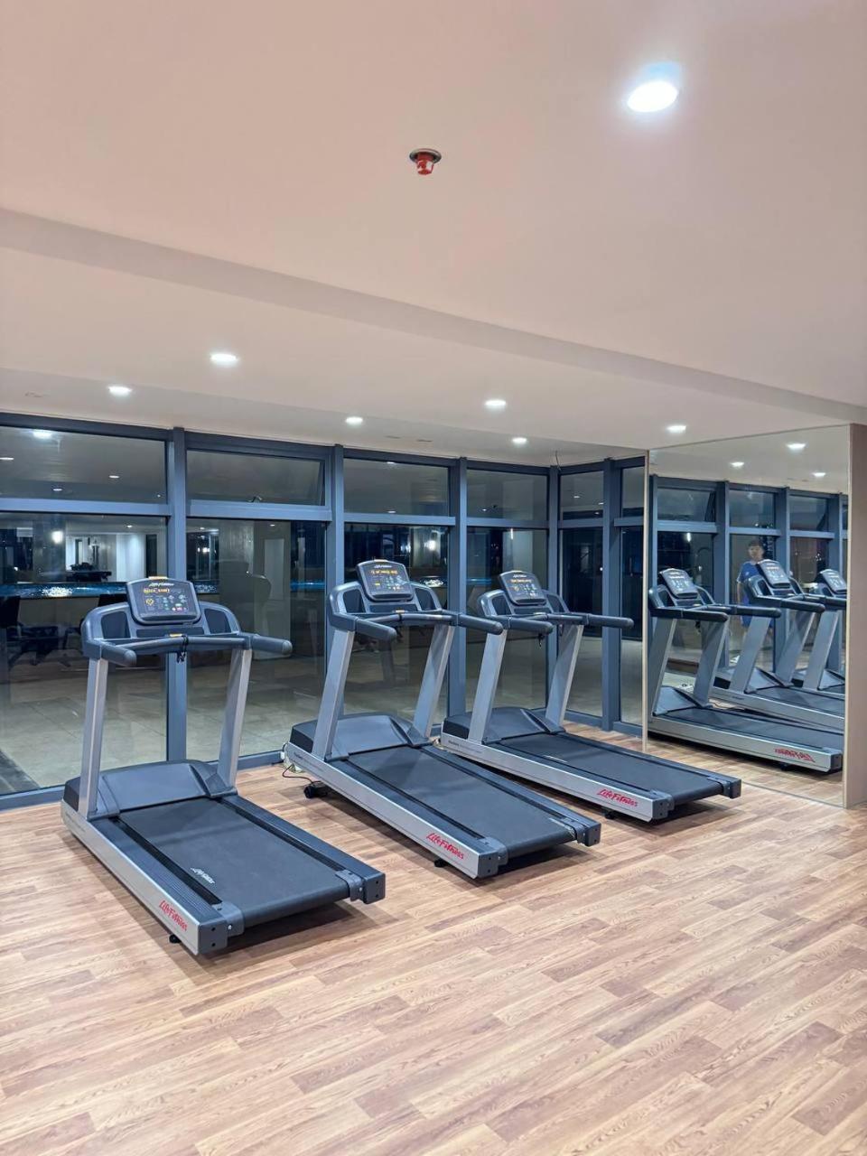 L Condotel Paranaque City 外观 照片