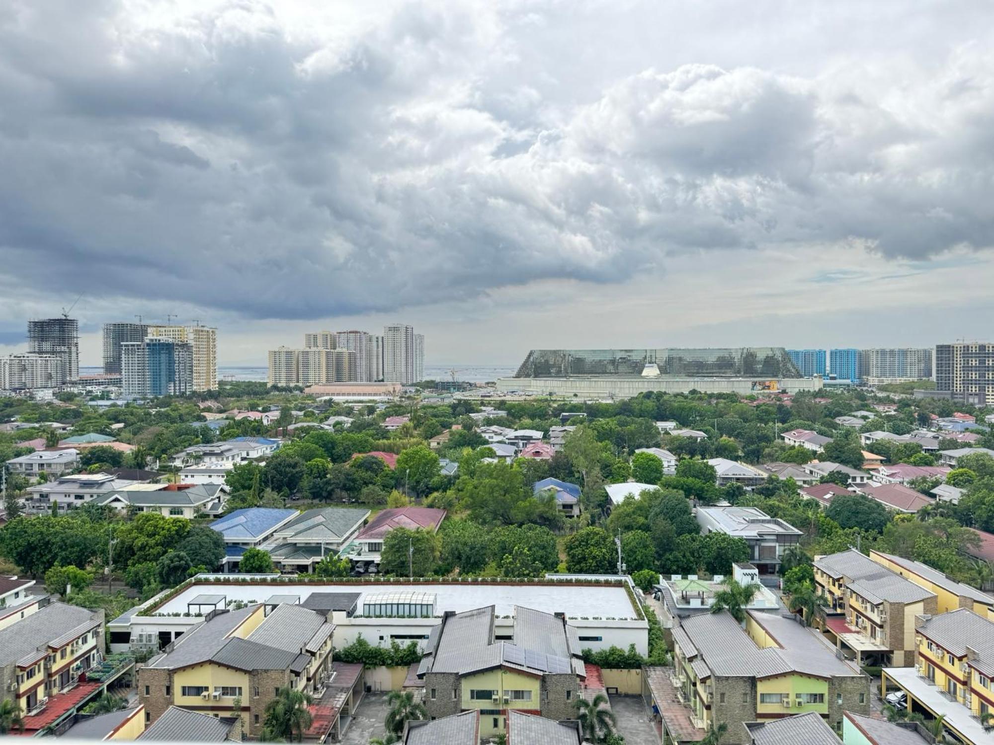 L Condotel Paranaque City 外观 照片