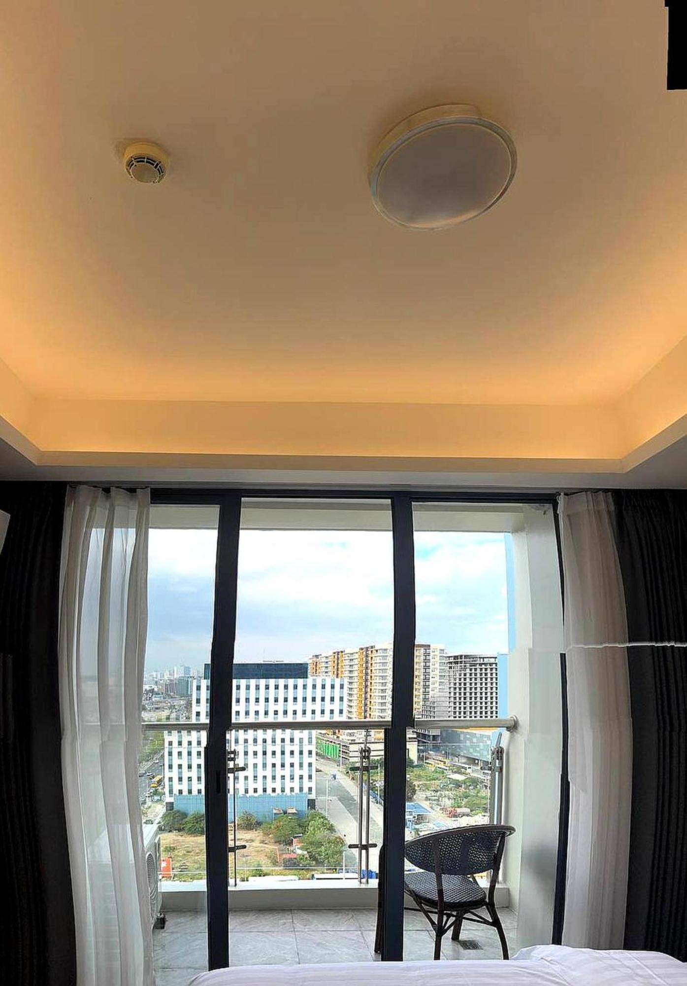 L Condotel Paranaque City 外观 照片